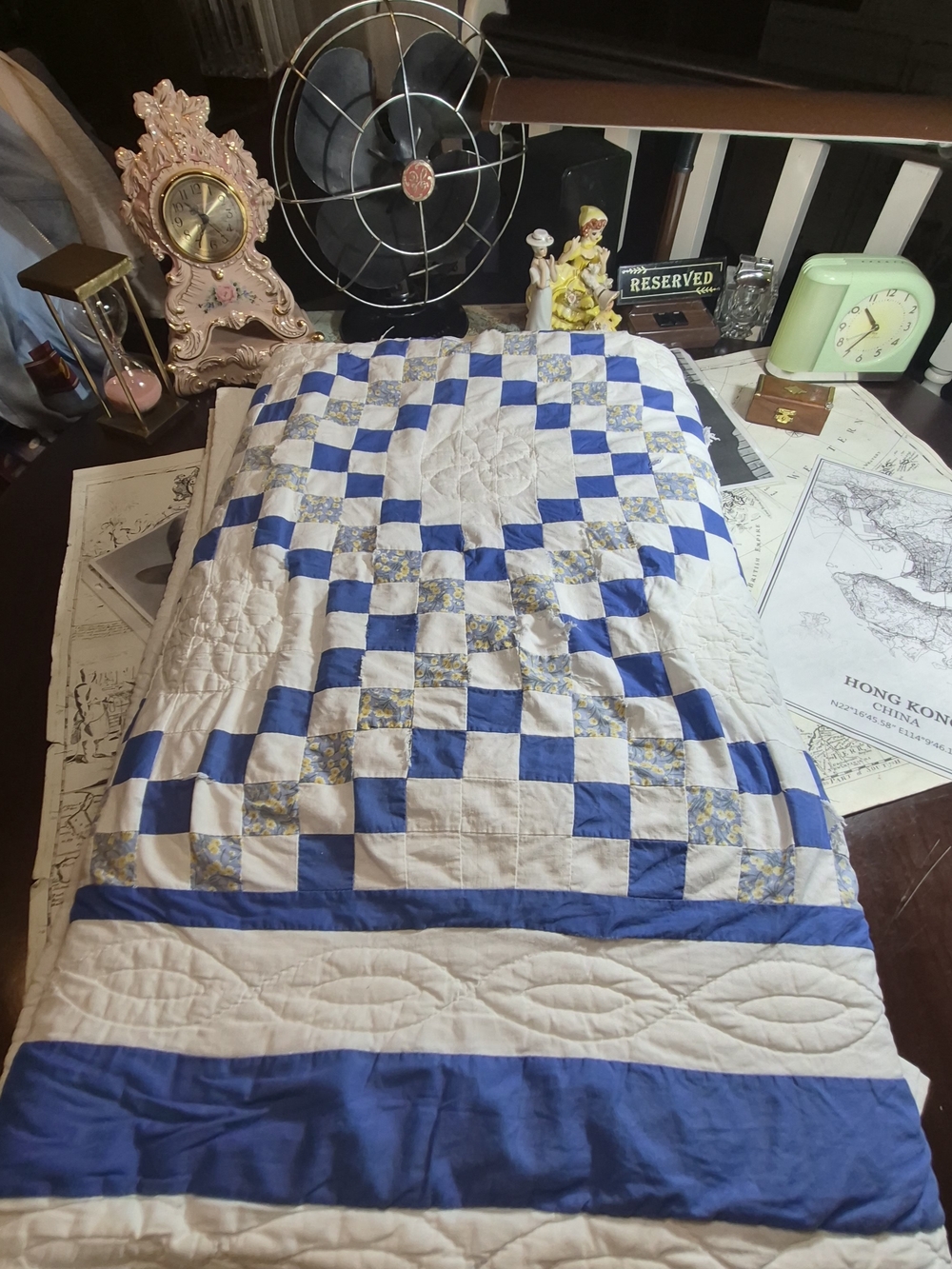 Vintage Handmade Double Irish Chain Quilt Blue White Floral 62" Ć78"